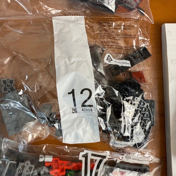 LEGO Star Wars Millennium Falcon Building Set PIECES ONLY NOT A FULL SET - Picture 13 of 15